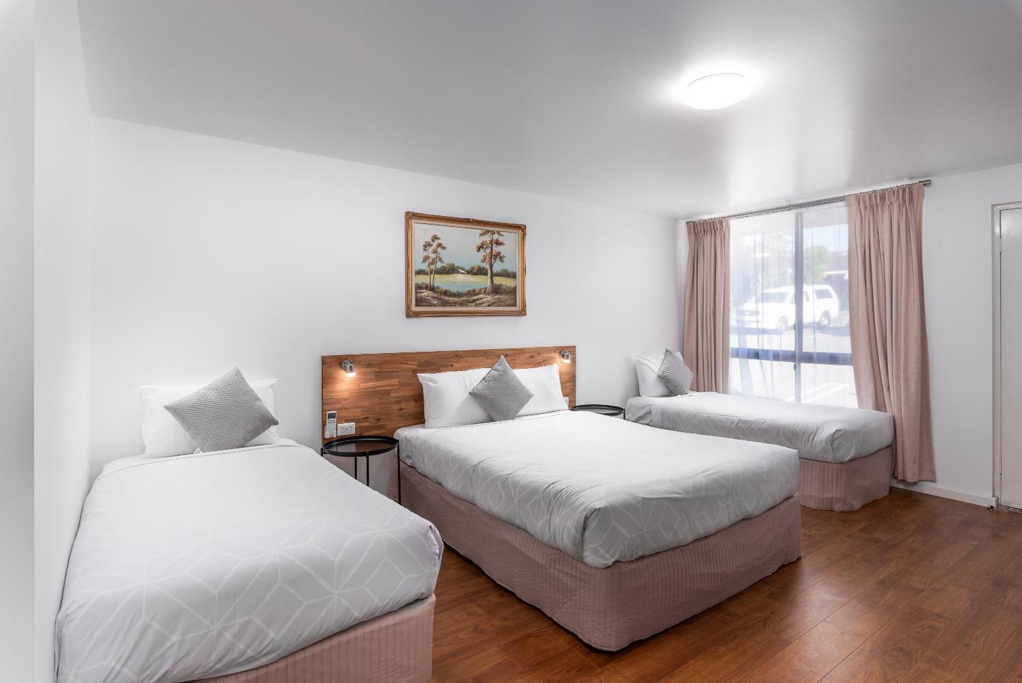 Econo Lodge לילידייל מראה חיצוני תמונה